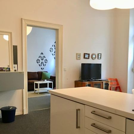 Schoenes Apartment In Prenzlauer Berg X Winskiez Берлин Экстерьер фото